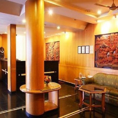 Hotel Bombay Tiffanys Mysore Εξωτερικό φωτογραφία