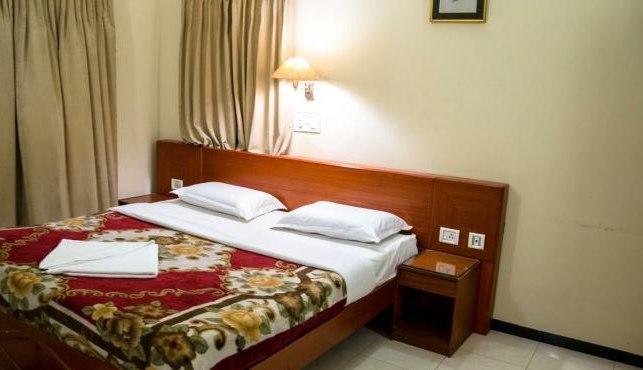 Hotel Bombay Tiffanys Mysore Εξωτερικό φωτογραφία