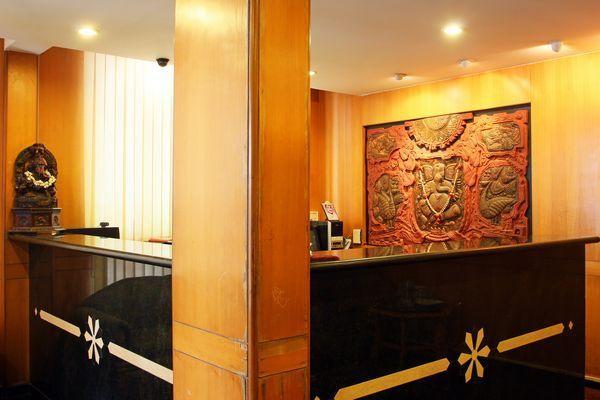 Hotel Bombay Tiffanys Mysore Εξωτερικό φωτογραφία